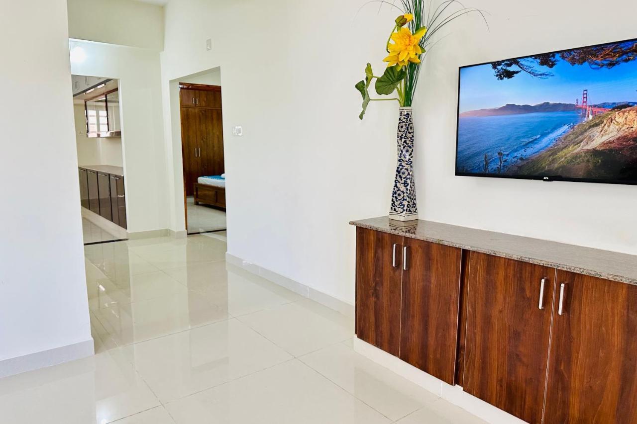 Tirupati Homestay - Ragunatha Resorts - 3Bhk Ac Apartments For Large Families - Free Breakfast - Flyover To Alipiri Gate - Wifi - Android Tv - - Easy Access To Visit All Temples Kültér fotó