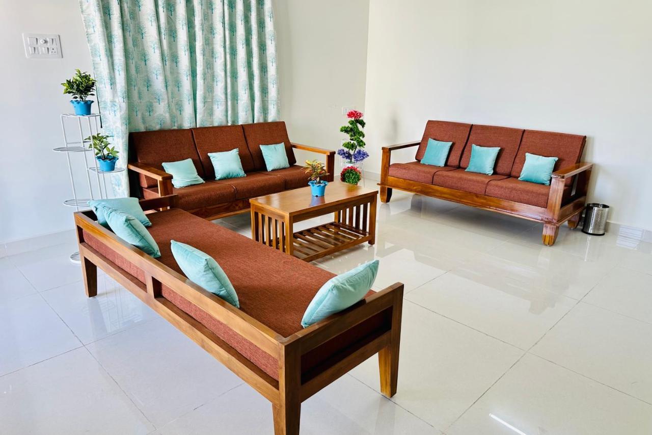 Tirupati Homestay - Ragunatha Resorts - 3Bhk Ac Apartments For Large Families - Free Breakfast - Flyover To Alipiri Gate - Wifi - Android Tv - - Easy Access To Visit All Temples Kültér fotó