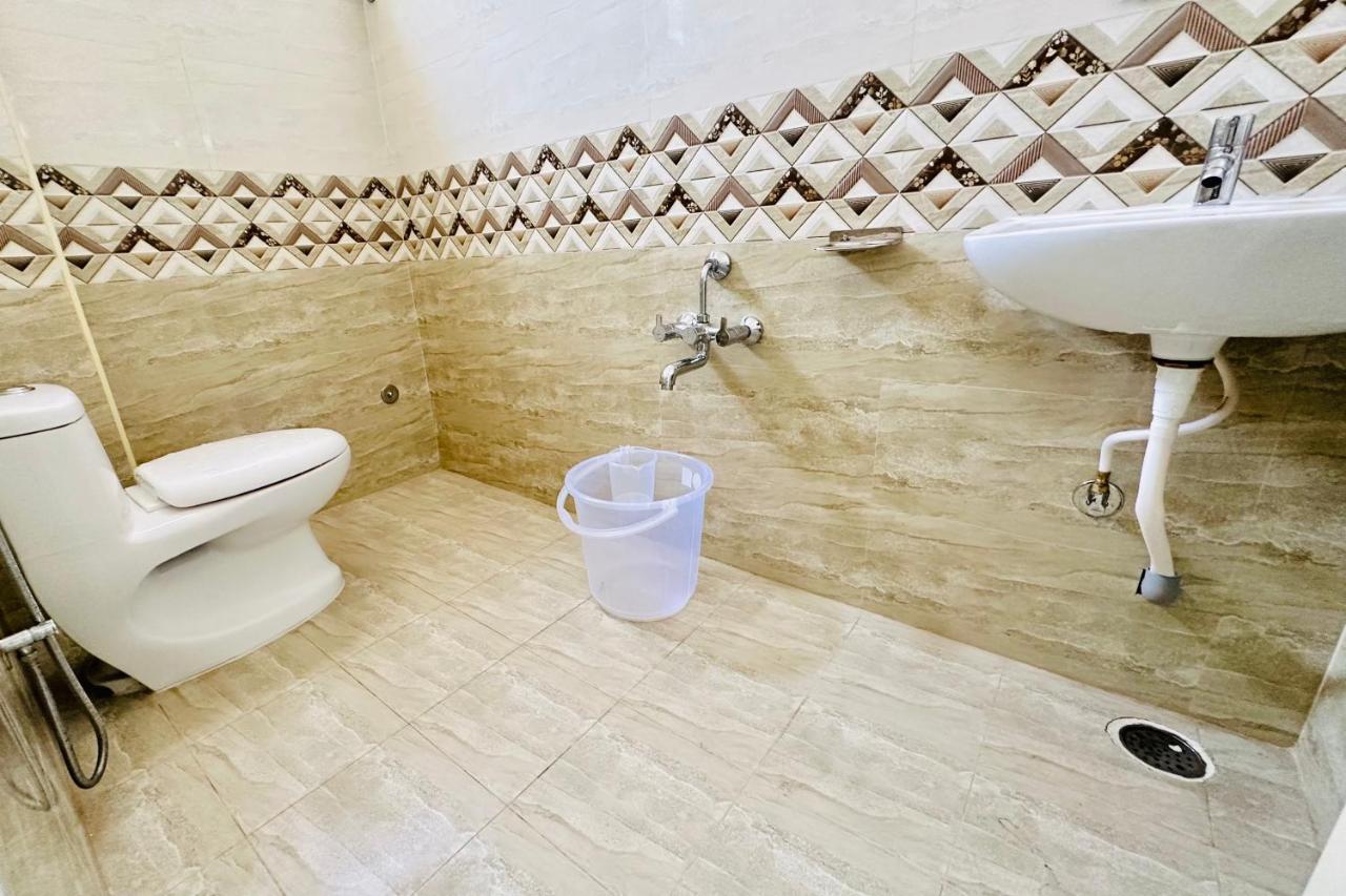 Tirupati Homestay - Ragunatha Resorts - 3Bhk Ac Apartments For Large Families - Free Breakfast - Flyover To Alipiri Gate - Wifi - Android Tv - - Easy Access To Visit All Temples Kültér fotó